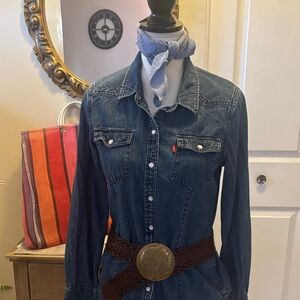 Levi’s Denim Button-Up Shirt